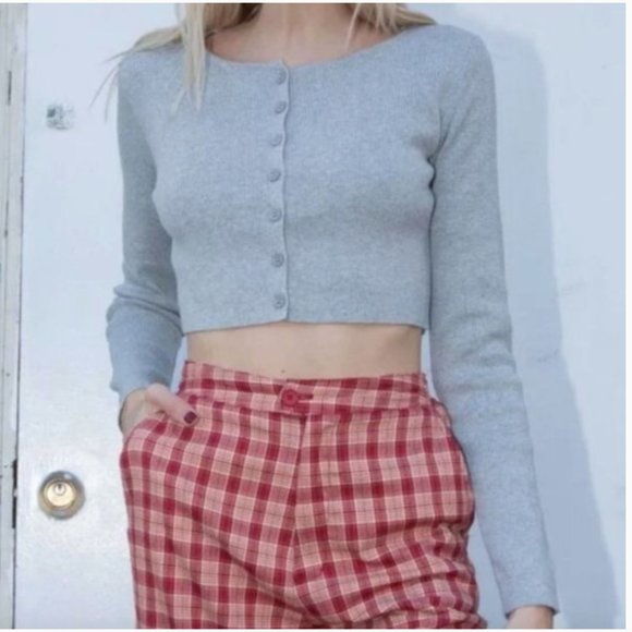 Brandy Melville Gray Button Down Crop Cardigan Top - Picture 1 of 8